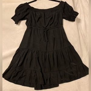 Lelis off-the-shoulder black dress